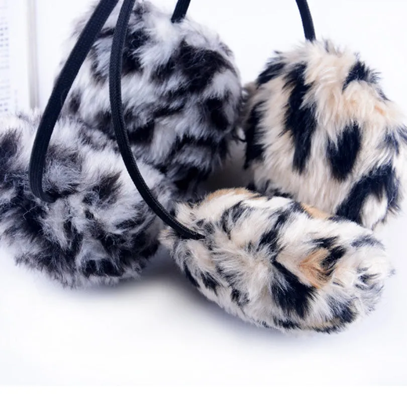 Feathering Warm Earmuffs