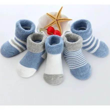 Free   Shipping Warm Cartoon Cotton Baby/ Toddler Socks