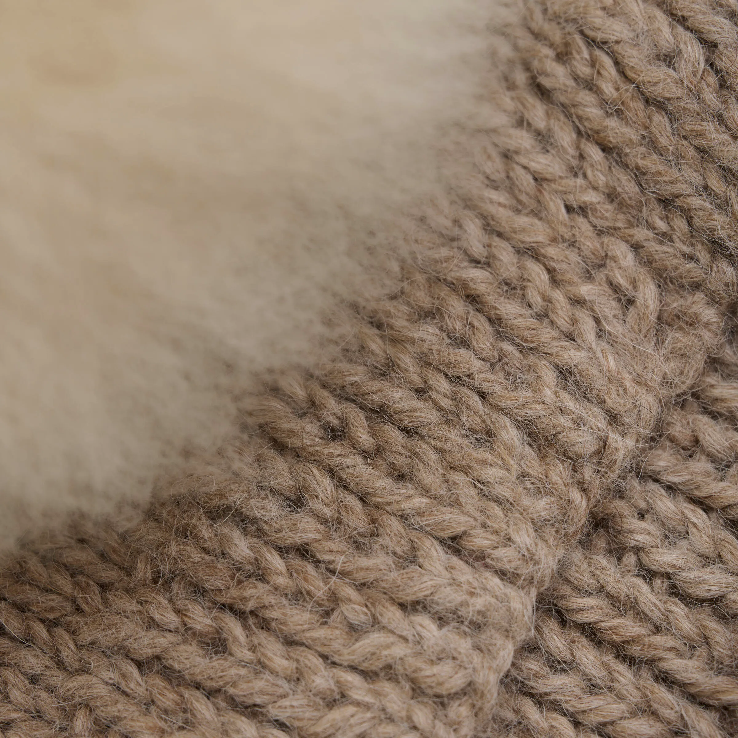 Huttelihut Alpaca Pom Pom Hat