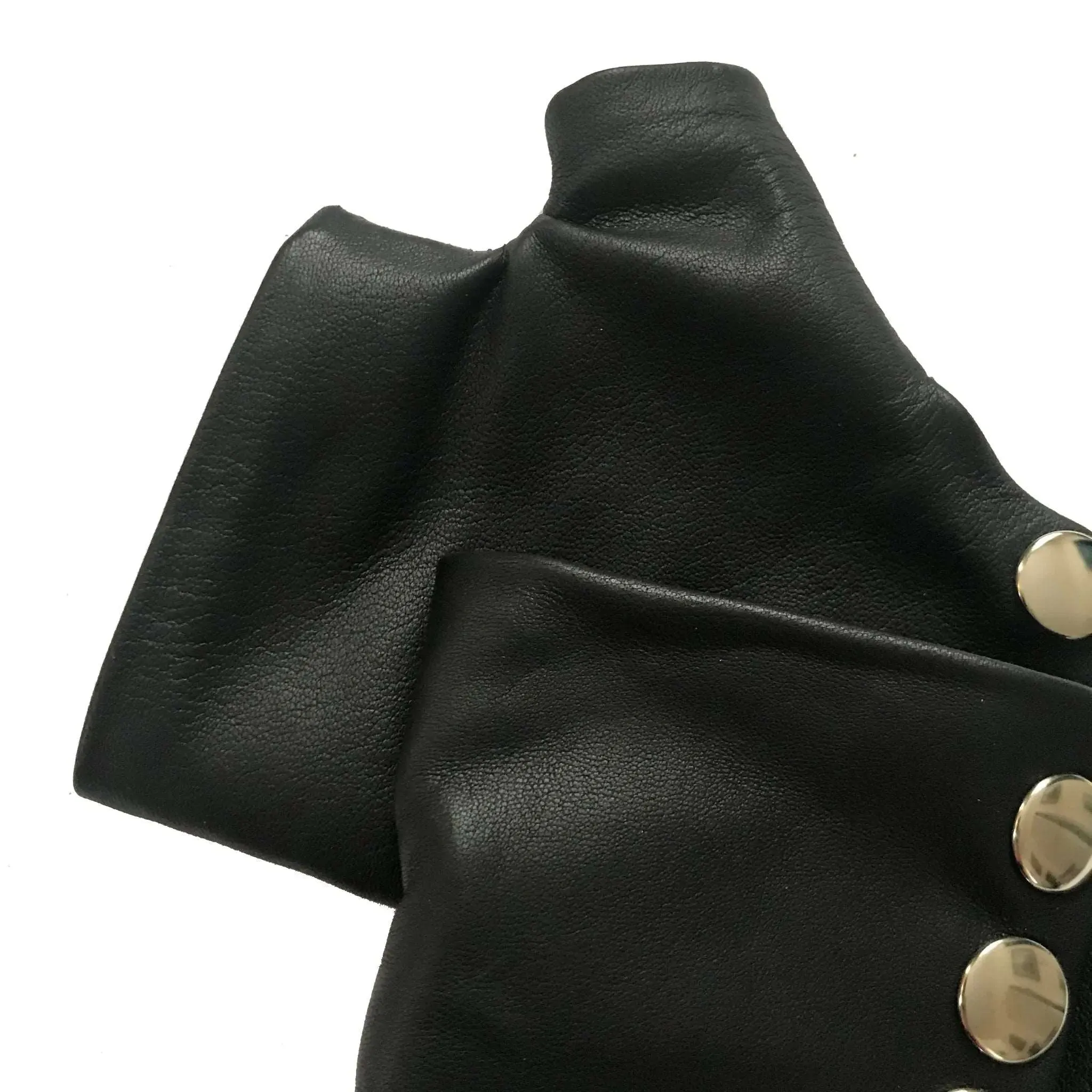 Luxurious Black leather Gloves - Elegance Meets Bold Style
